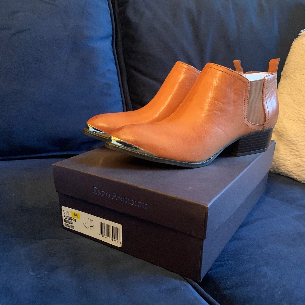 Enzo Angiolini- Austan- Size 9 1/2